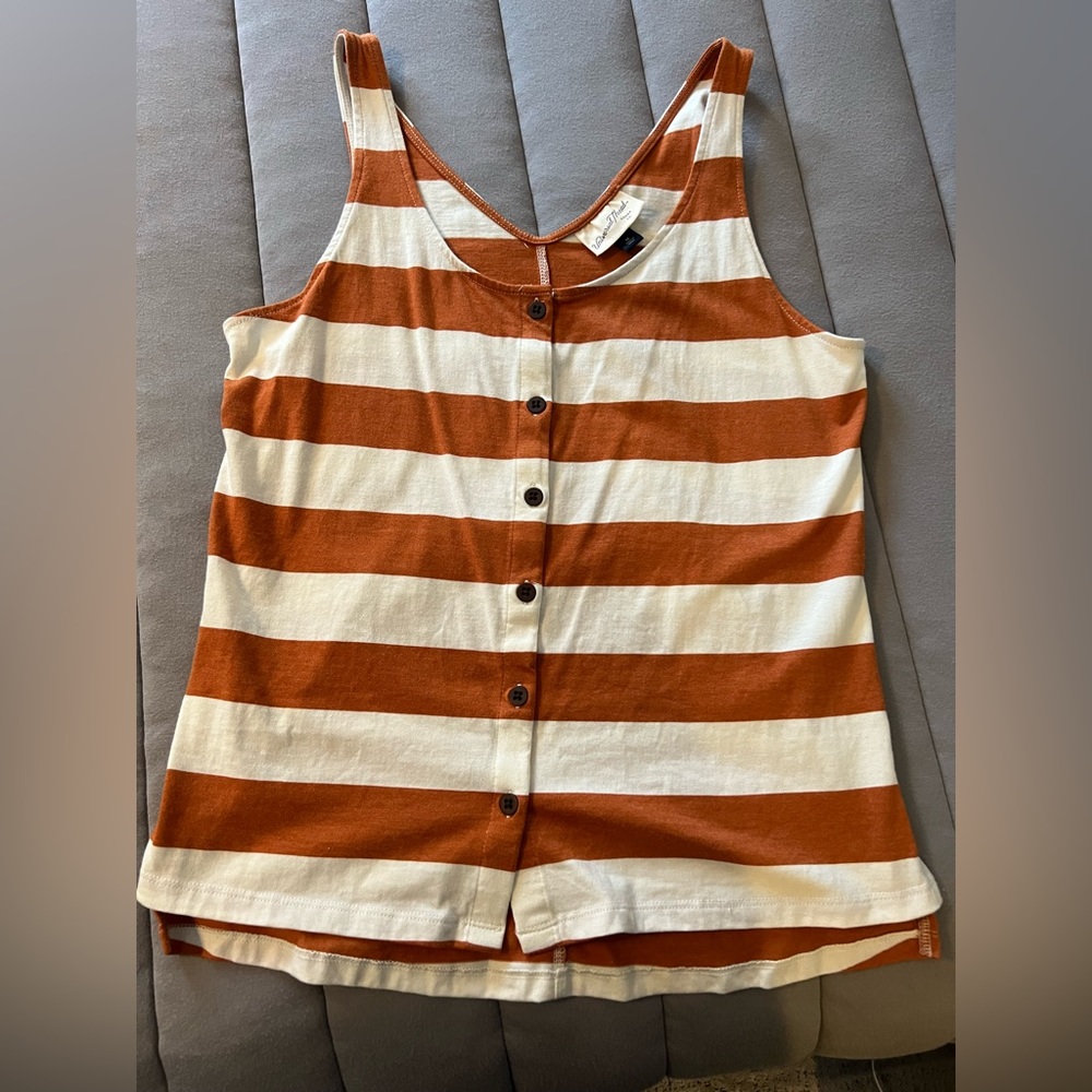 Universal Threads tank top